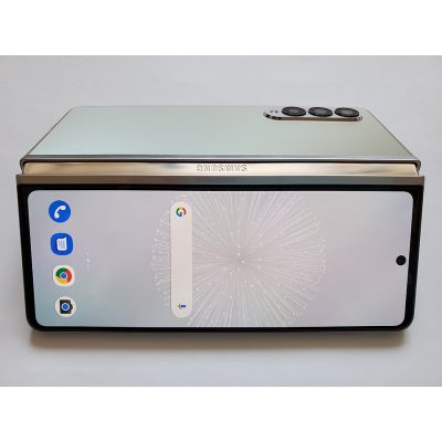 Samsung Galaxy Z Fold3 Samsung Galaxy Z Fold3
